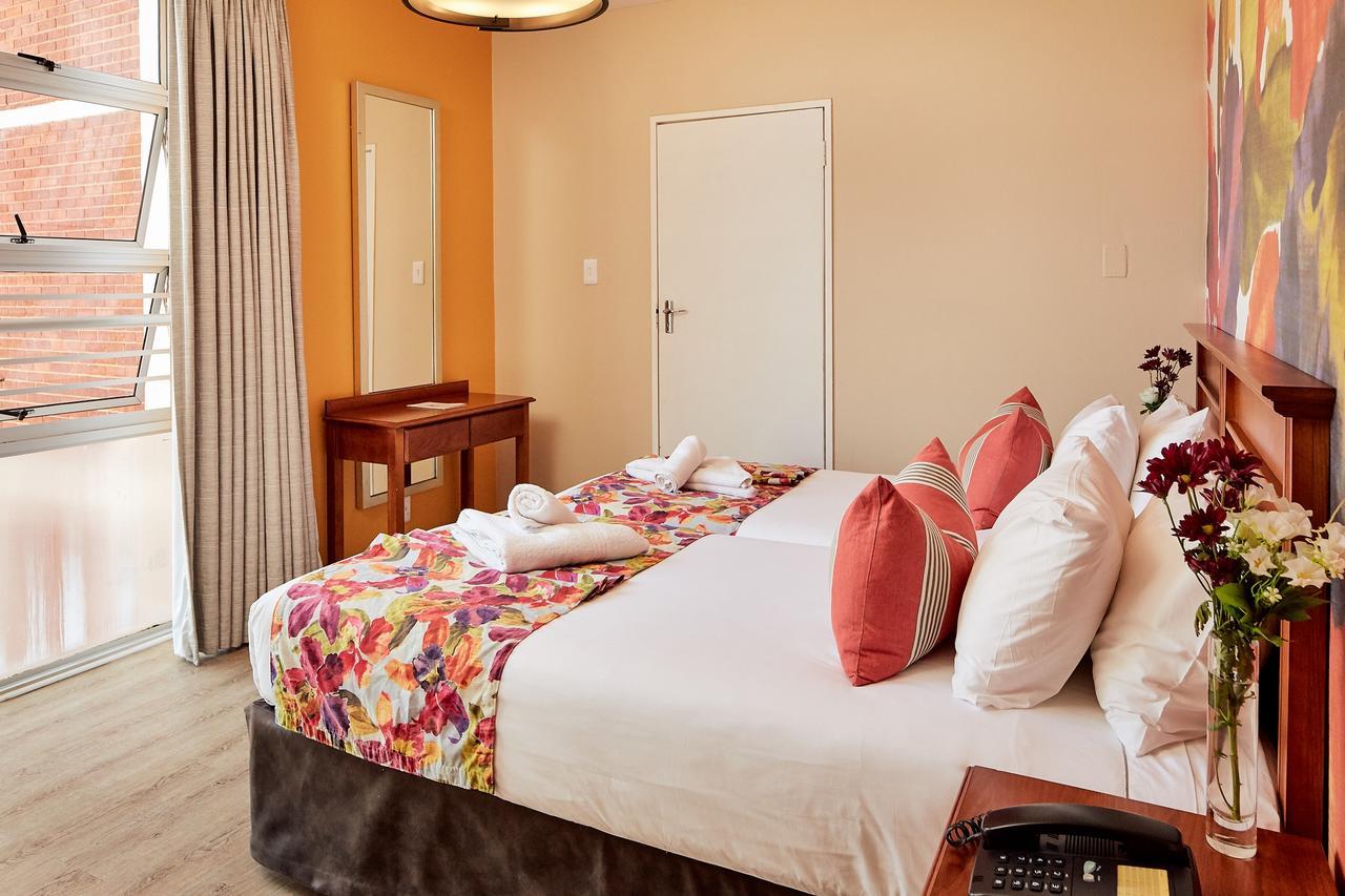 First Group Oceanic Hotell Durban Exteriör bild