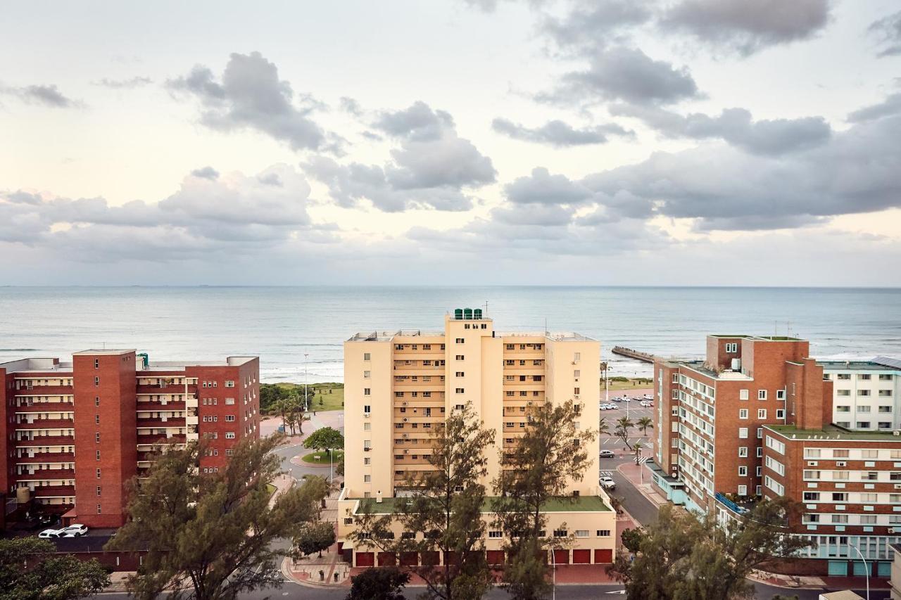 First Group Oceanic Hotell Durban Exteriör bild