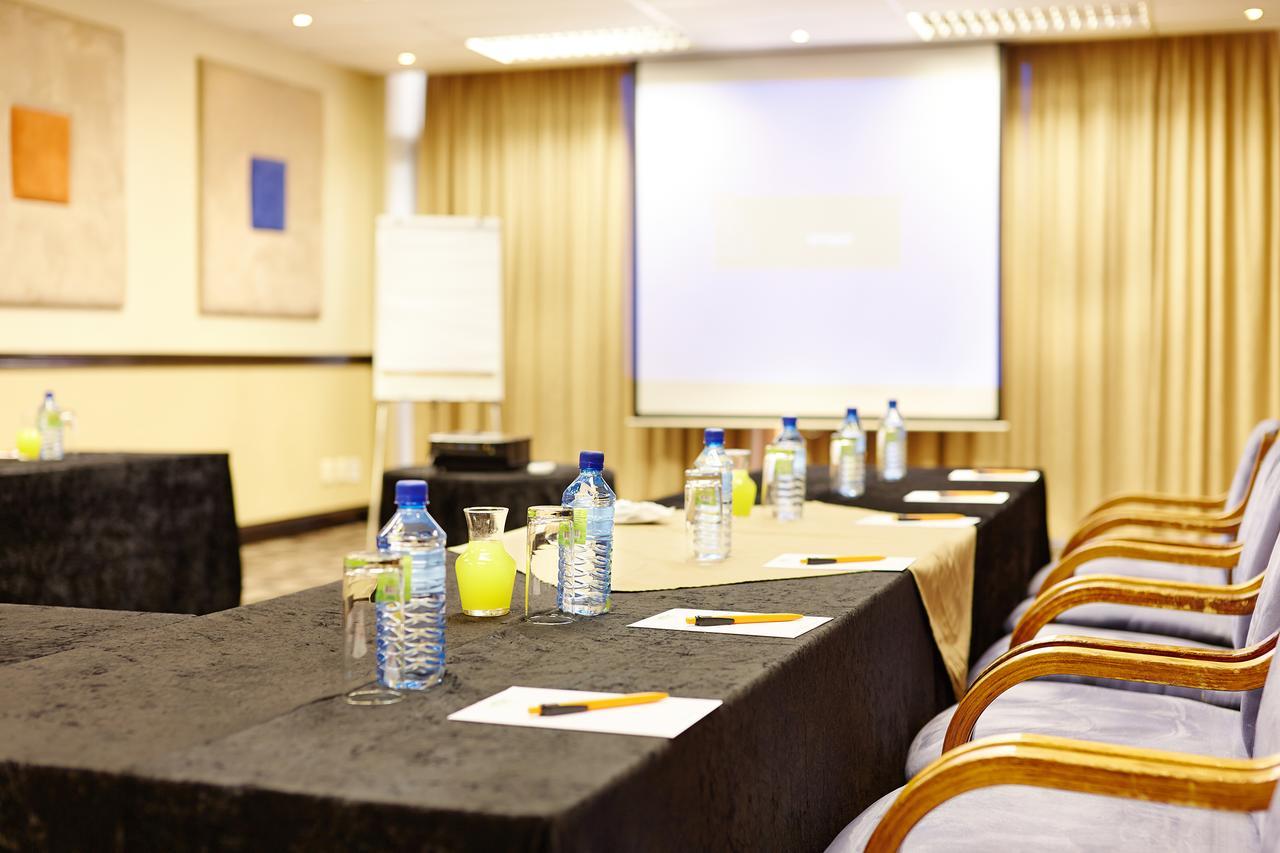 First Group Oceanic Hotell Durban Exteriör bild