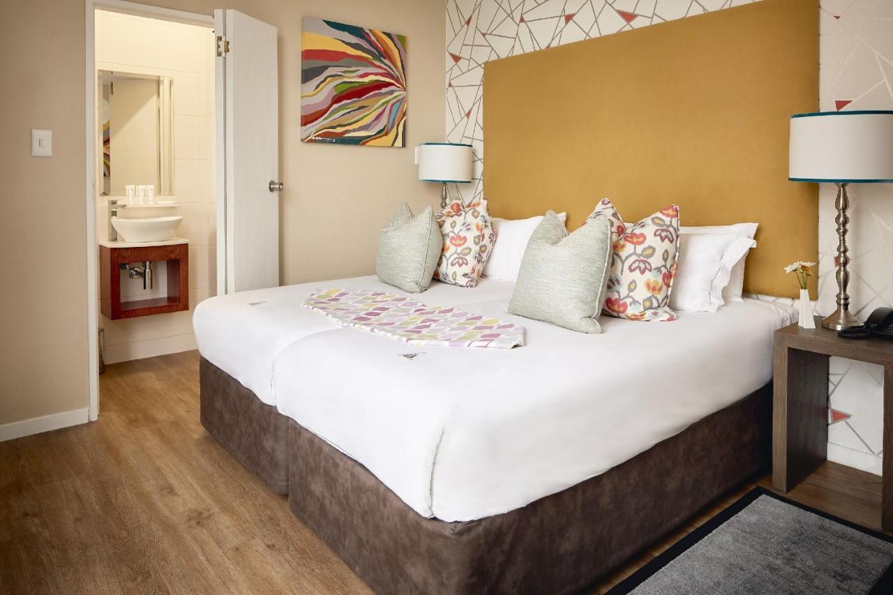 First Group Oceanic Hotell Durban Exteriör bild